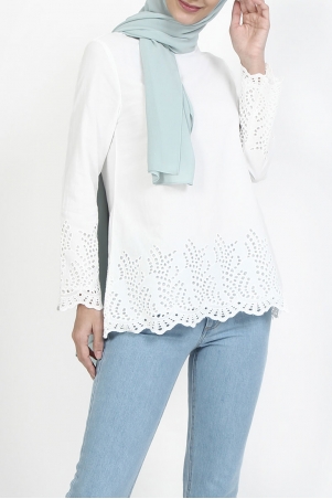 Baylee Embroidered Eyelet Lace Blouse - White