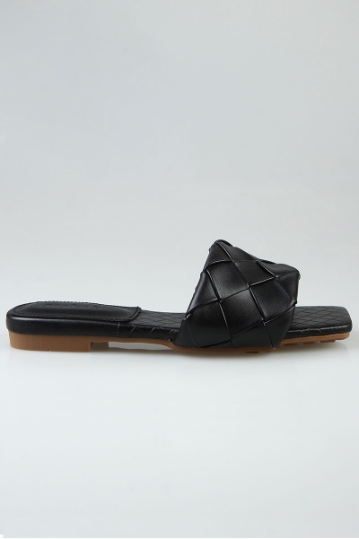 Oswin Woven Sandals