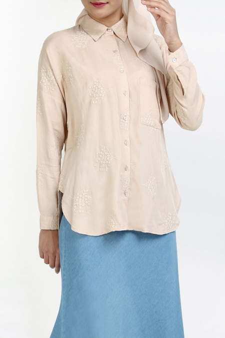 Cadha Embroidered Front Button Shirt - Light Beige