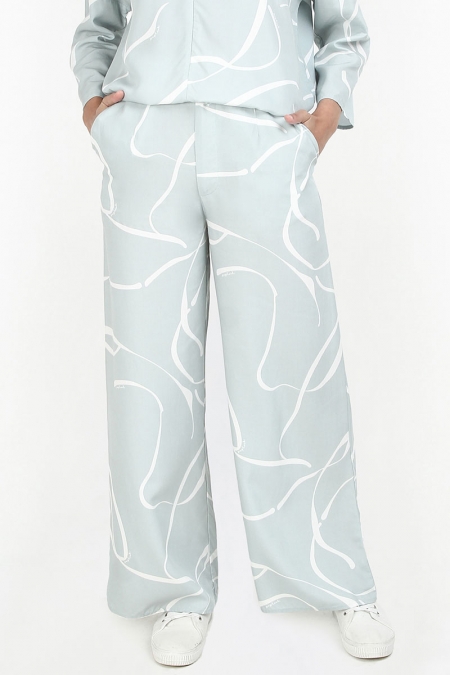 Nivitha Wide Legged Pants - Blue Haze Lines