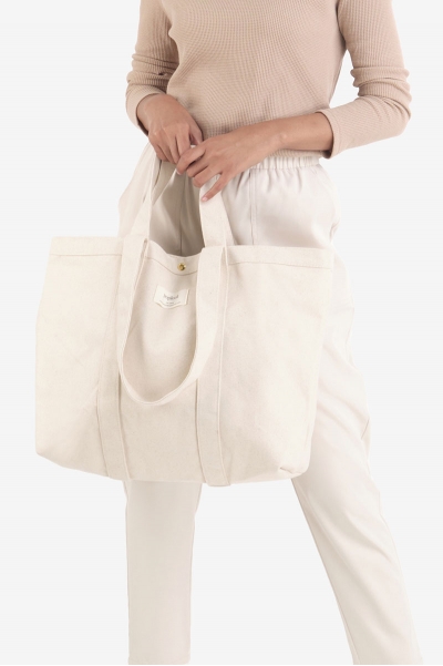 Lys Tote Bag