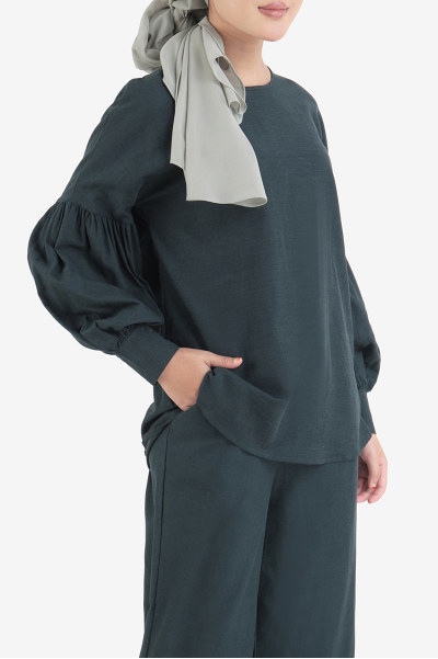 Eliviah Lantern Sleeve Blouse
