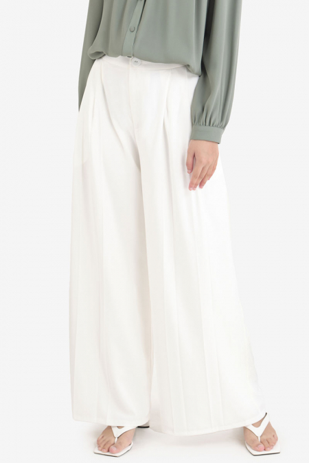 Janaiya Wide Legged Pants - White