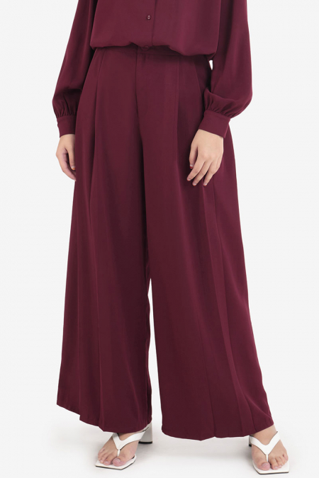 Janaiya Wide Legged Pants - Deep Mahogany