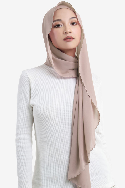 Luxin Scallop Embroidery Headscarf