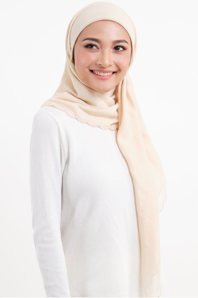 Leaya Bawal Scallop Headscarf