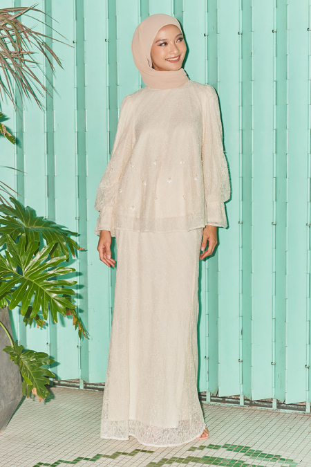 Kartika Blouse & Skirt - Oat Milk
