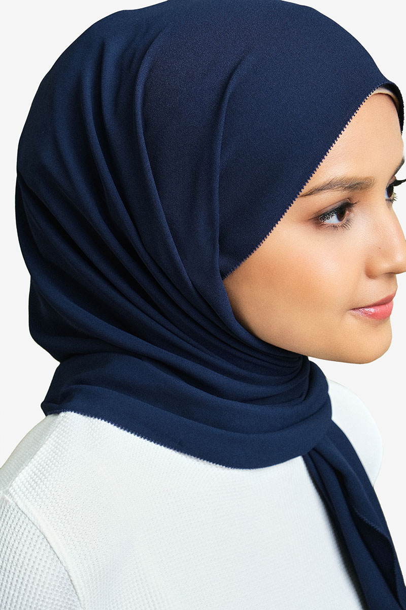 Janie Eyelash Headscarf