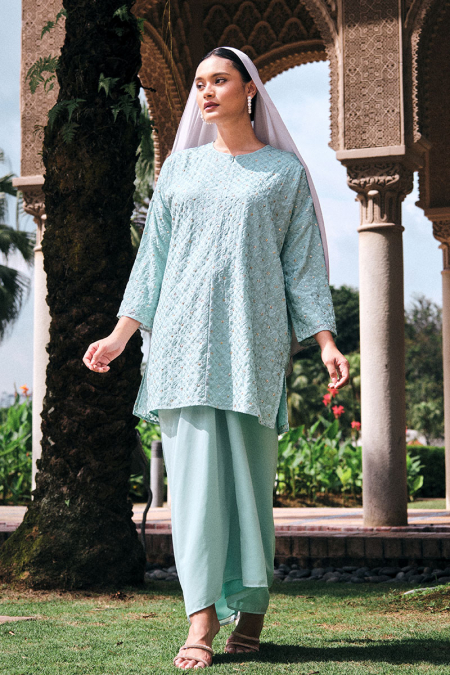 Melawati Blouse & Skirt - Aquafoam