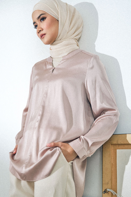 Jedaiah Flared Blouse - Taupe