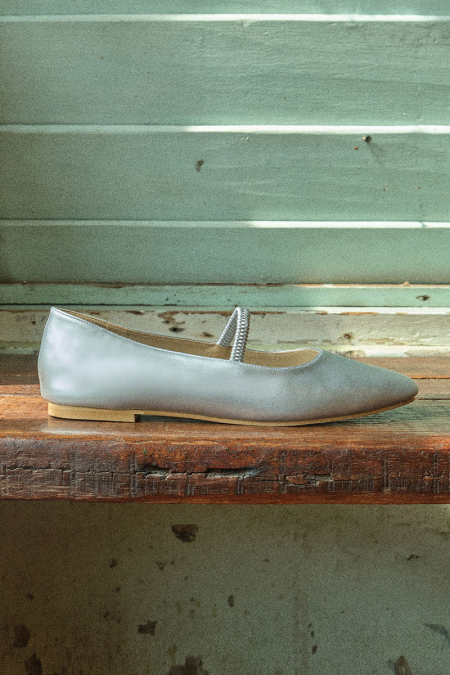 Katiya Round-Toe Ballet Flat - Silver