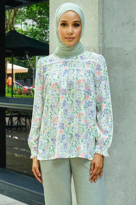 Daytona Flared Blouse - White Garden