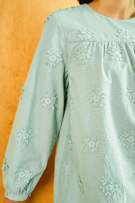 Zaheera Embroidered Blouse - Pale Pistachio