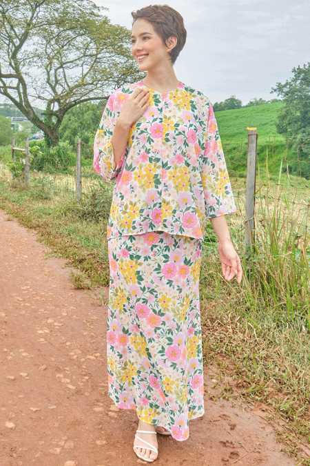 Sentosa Blouse & Skirt - Cream Multi Floral