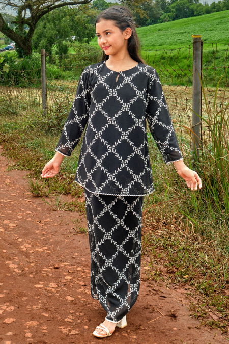 KIDS Duyong Set - Black Flower Braids