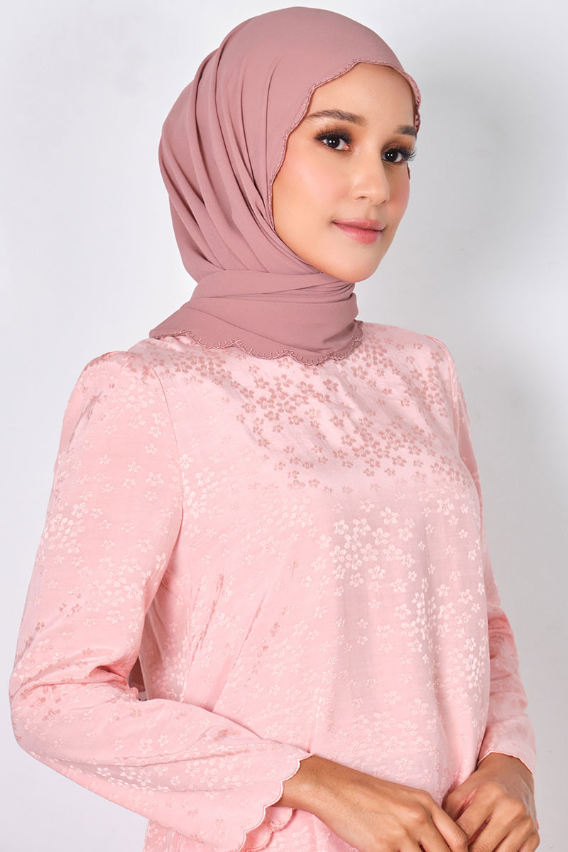 Ruminah Scallop Chiffon Headscarf