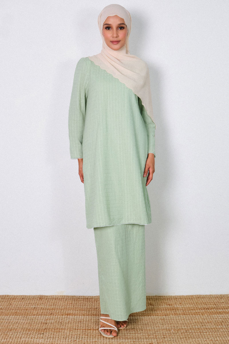 COTTON Baiduri Blouse & Skirt - Apple Mint