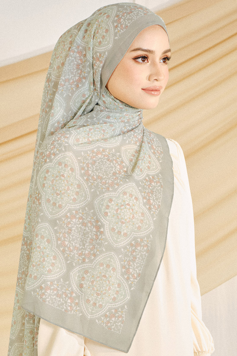 Nyra Rectangle Headscarf