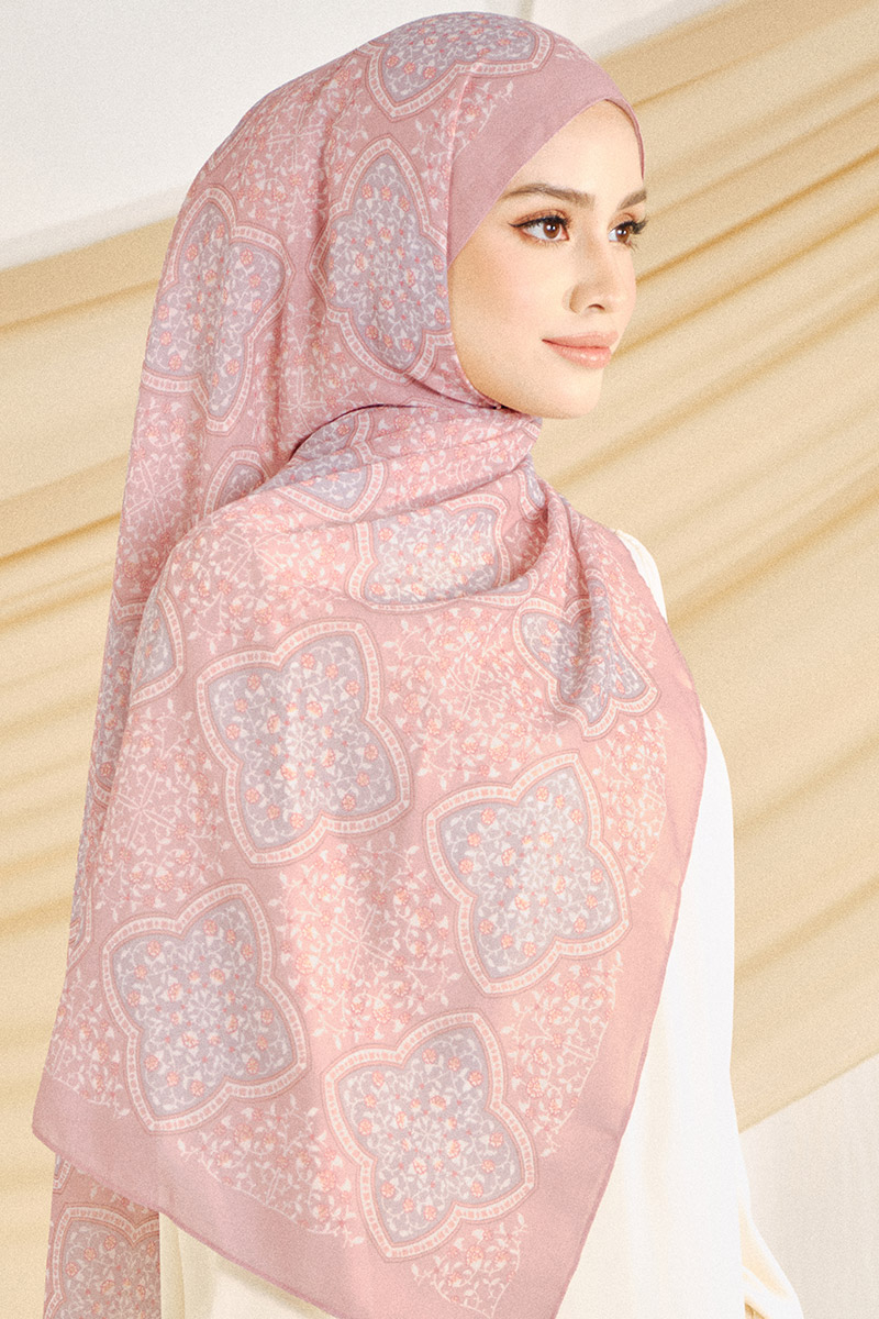Nyra Rectangle Headscarf